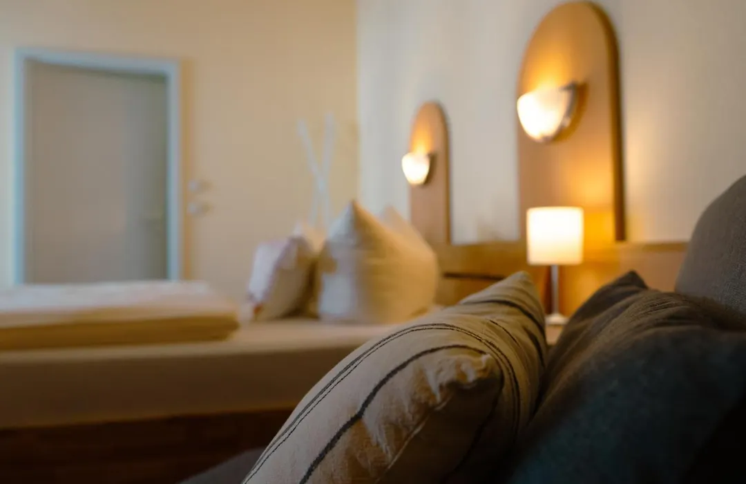 Hotel-Pension Lender-1